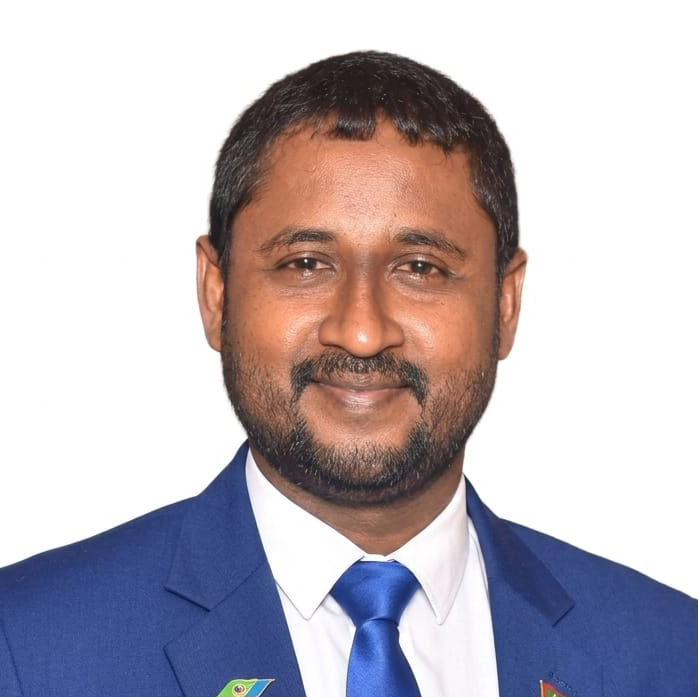 M.I.Mohamed Ziyath MJF/MAF